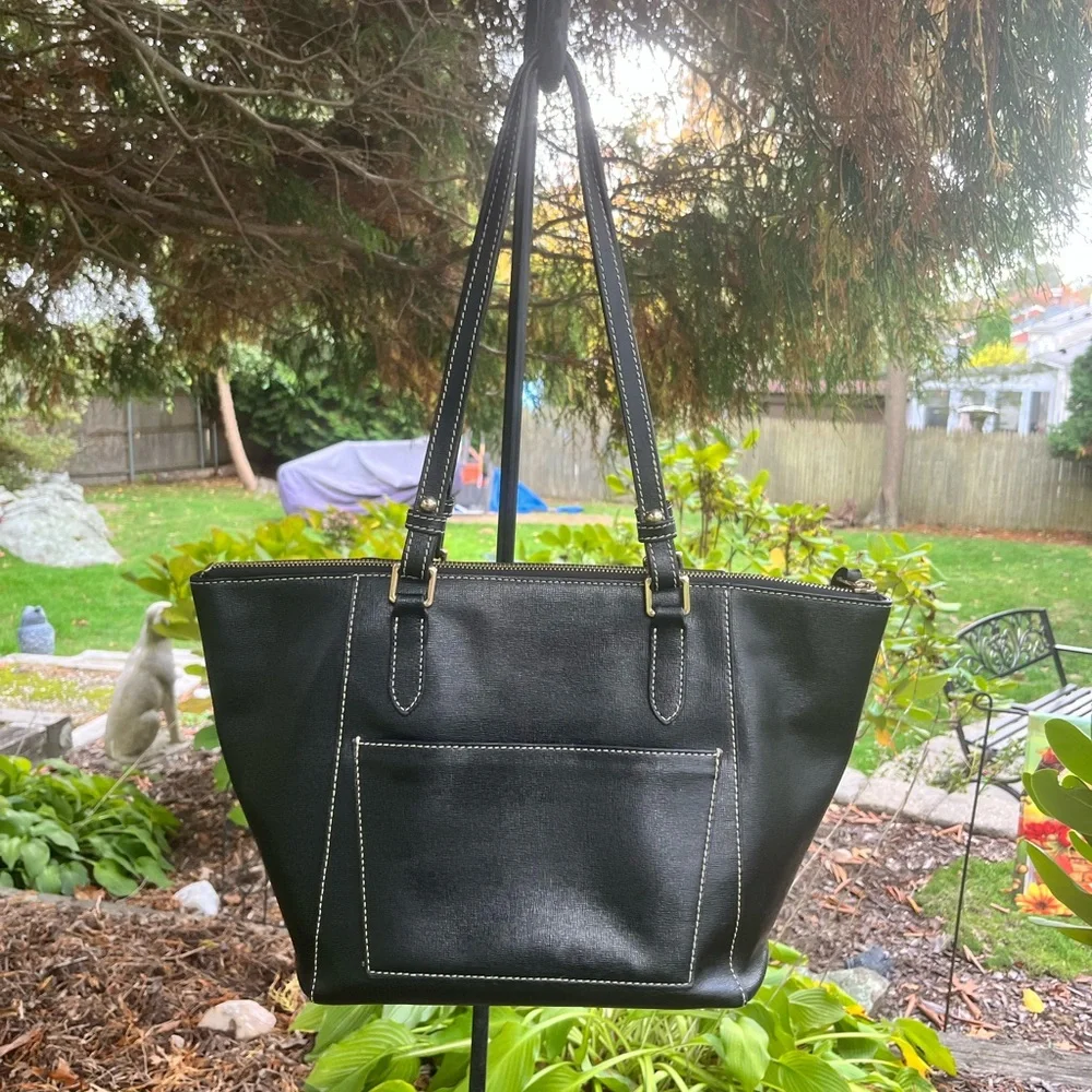🥰Dooney & Bourke Saffiano Maxine Tote - Picture 2 of 10